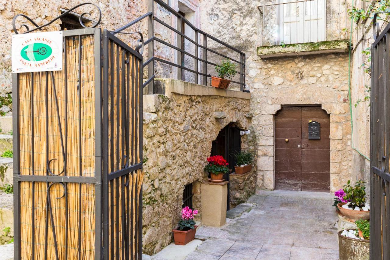 Casa Vacanze Porta Manfredi Arce Extérieur photo